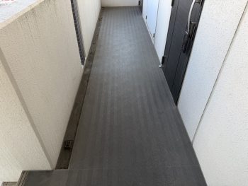 マンション共用部の清掃を行いました!